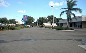 Motel 6-Miami, Fl